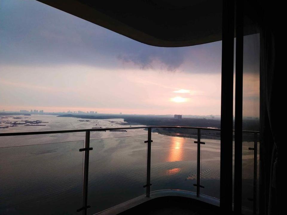 Rainbow Homestay Johor Bahru Exteriör bild