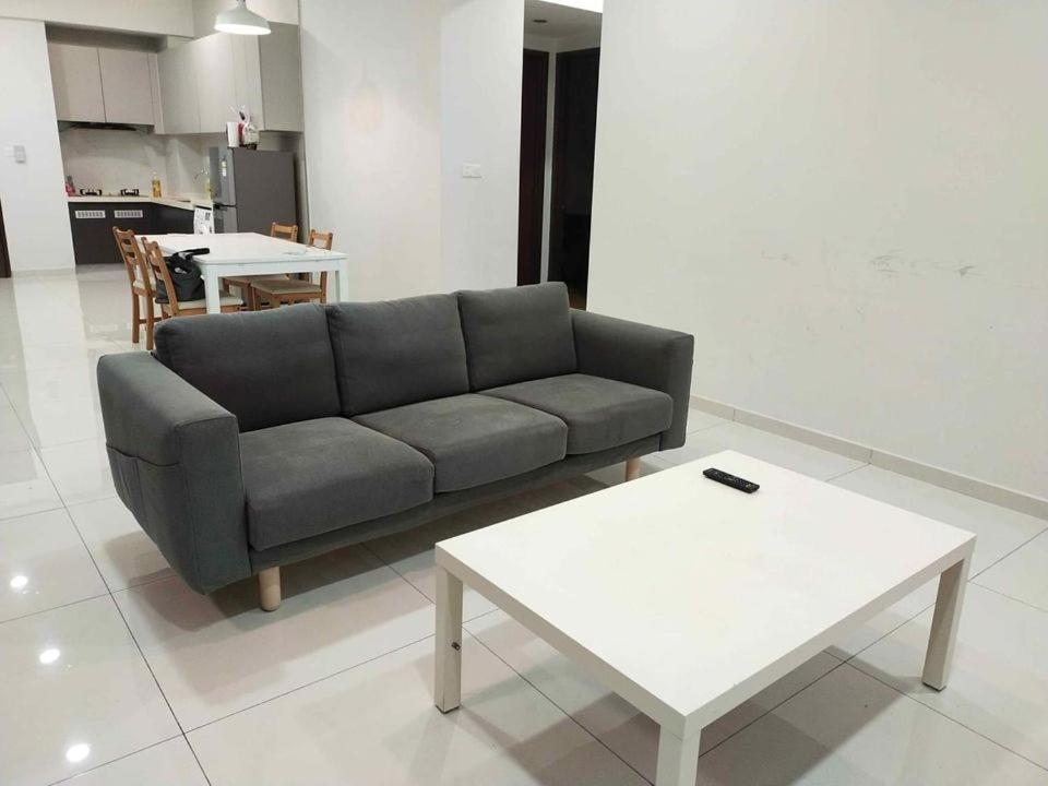 Rainbow Homestay Johor Bahru Exteriör bild