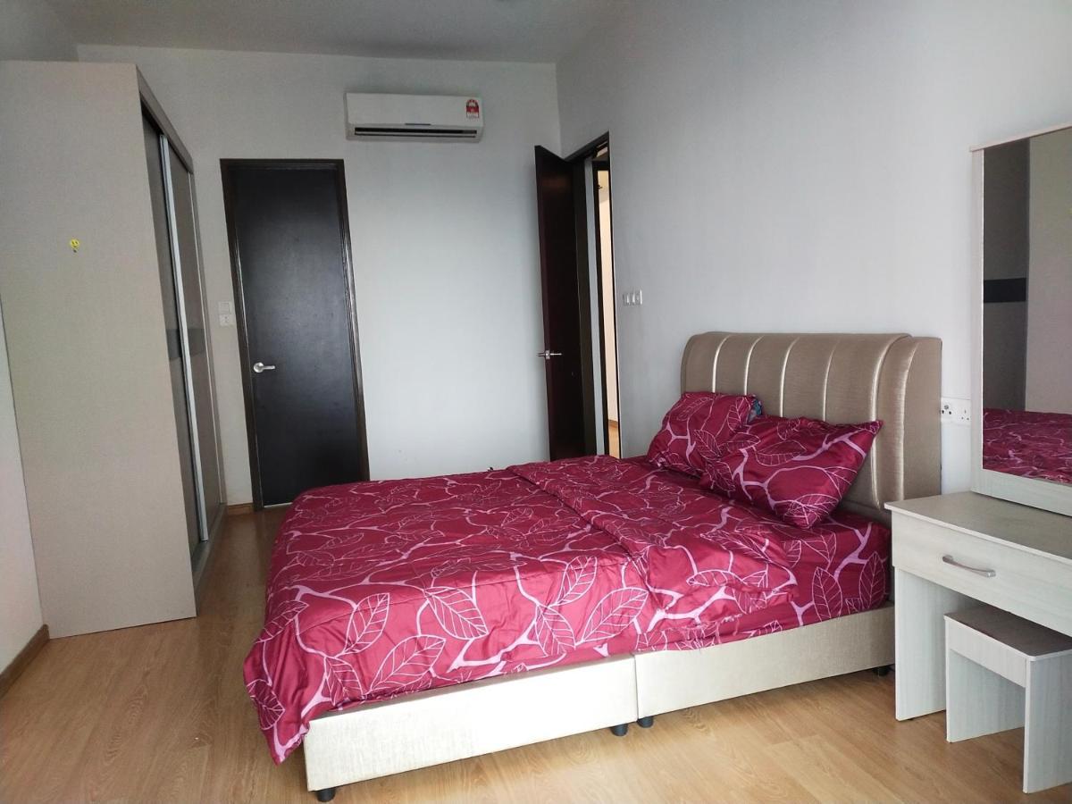 Rainbow Homestay Johor Bahru Exteriör bild
